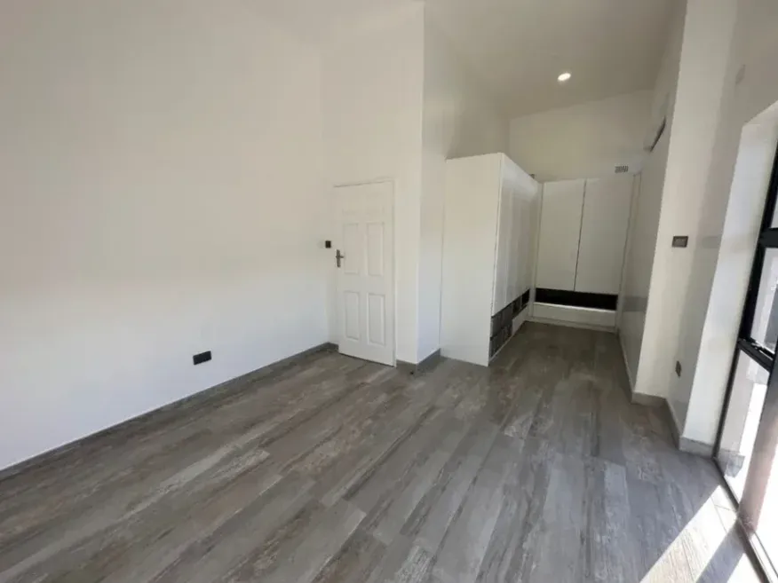 View 12