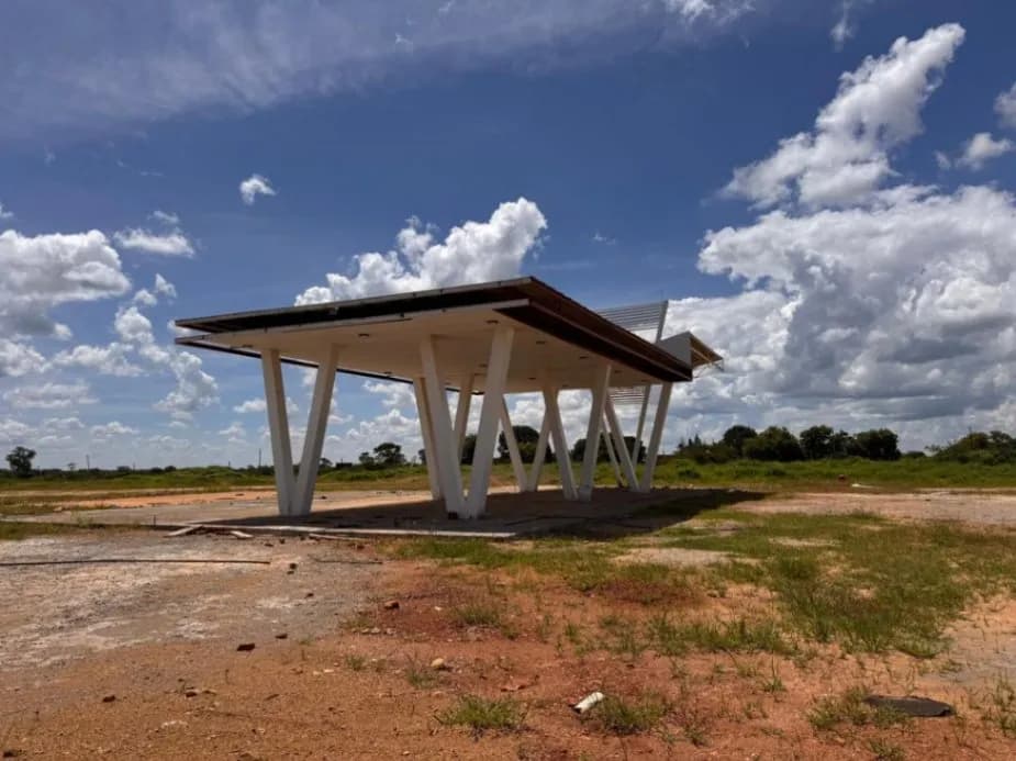 Service Station Along Bulawayo Road