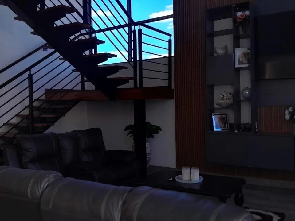 View 16