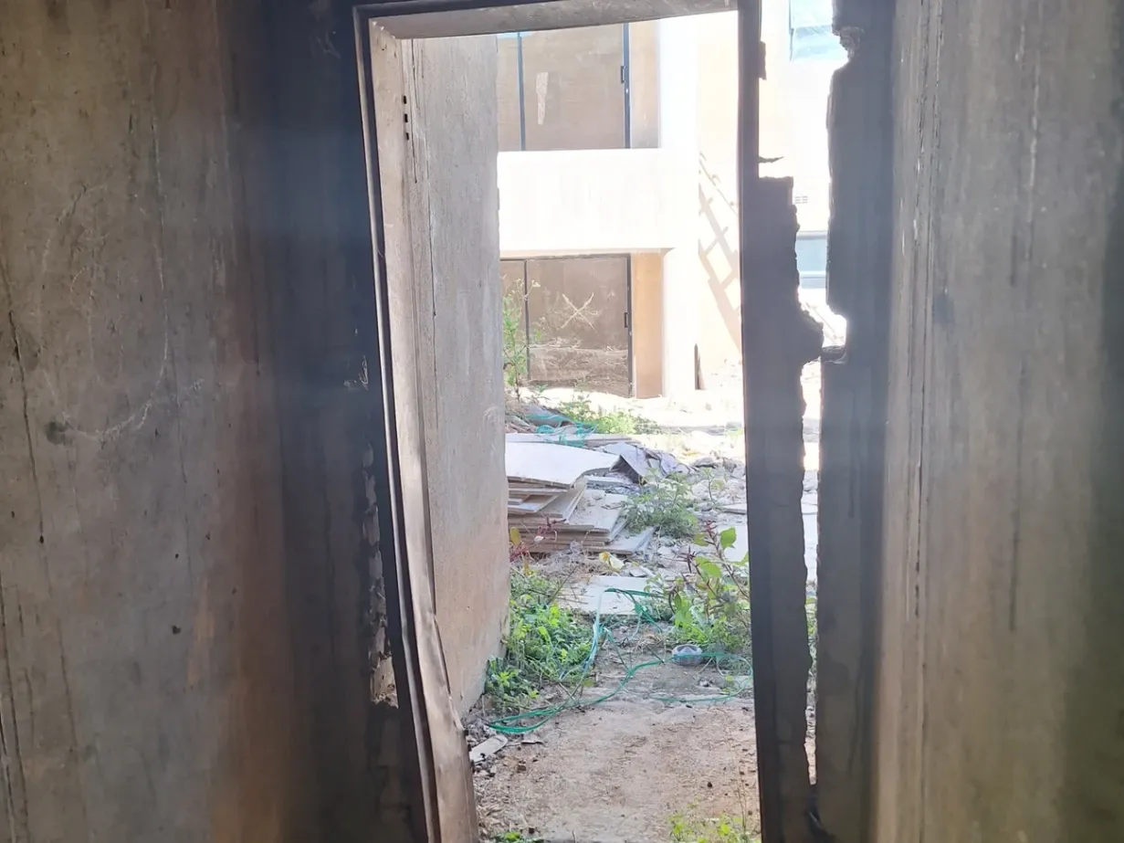 View 9
